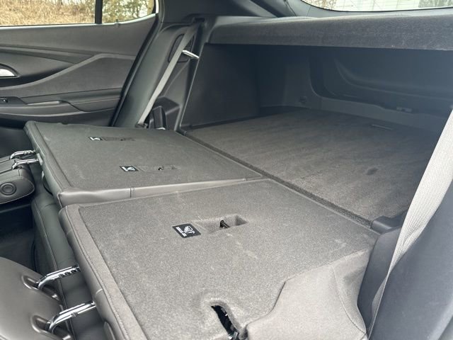 Used 2025 Buick Envista Avenir image 52