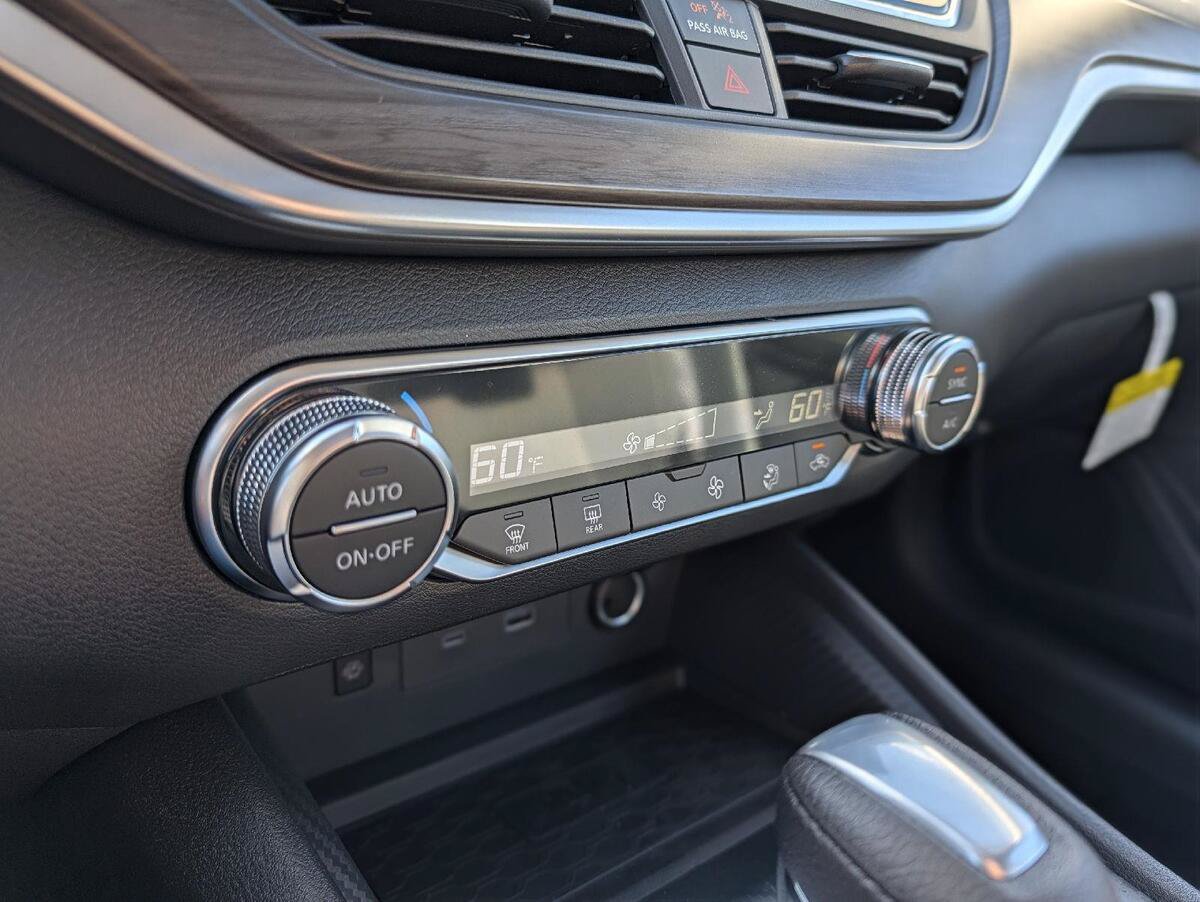 New 2026 Nissan Altima 2.5 SV AWD/4WD image 27