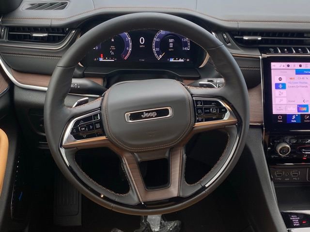 New 2025 Jeep Grand Cherokee Summit w/ Adv Protech Group IV AWD/4WD image 40