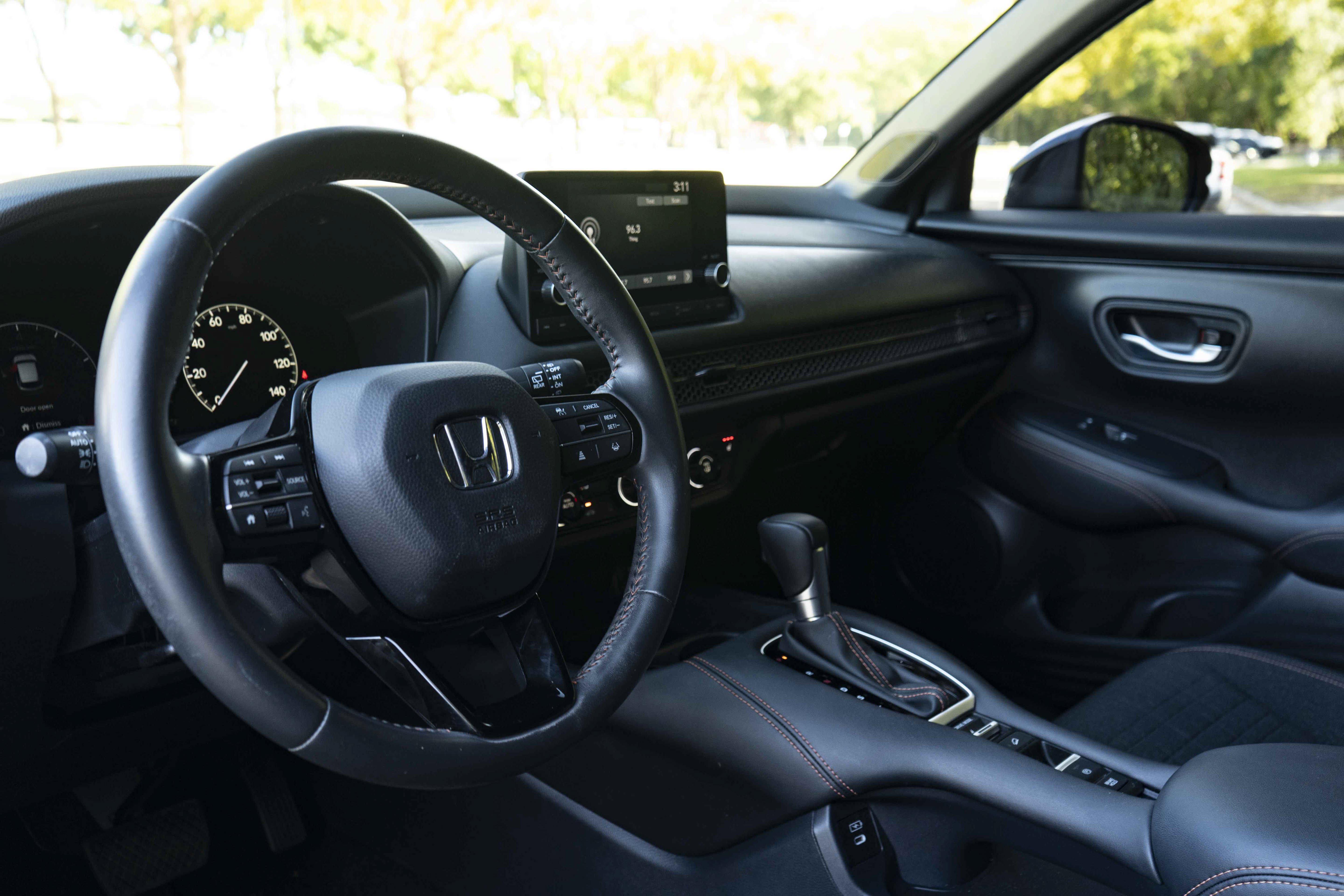 Certified 2024 Honda HR-V Sport image 16