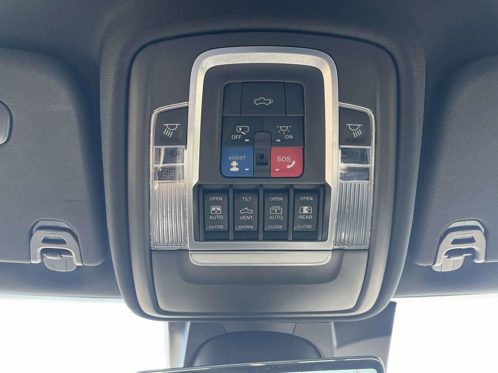 Used 2021 RAM 1500 Limited w/ Night Edition image 28