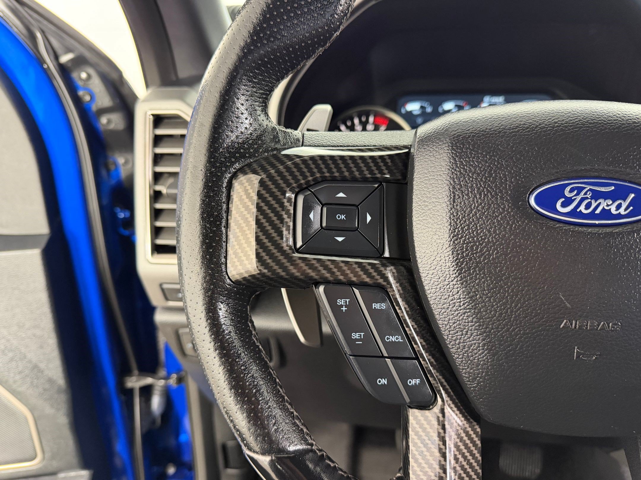 Used 2018 Ford F150 Raptor w/ Equipment Group 802A Luxury AWD/4WD image 16