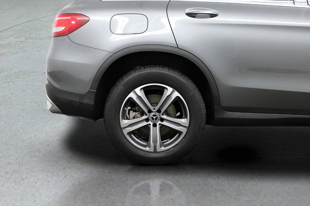 Used 2019 Mercedes-Benz GLC 300 image 36