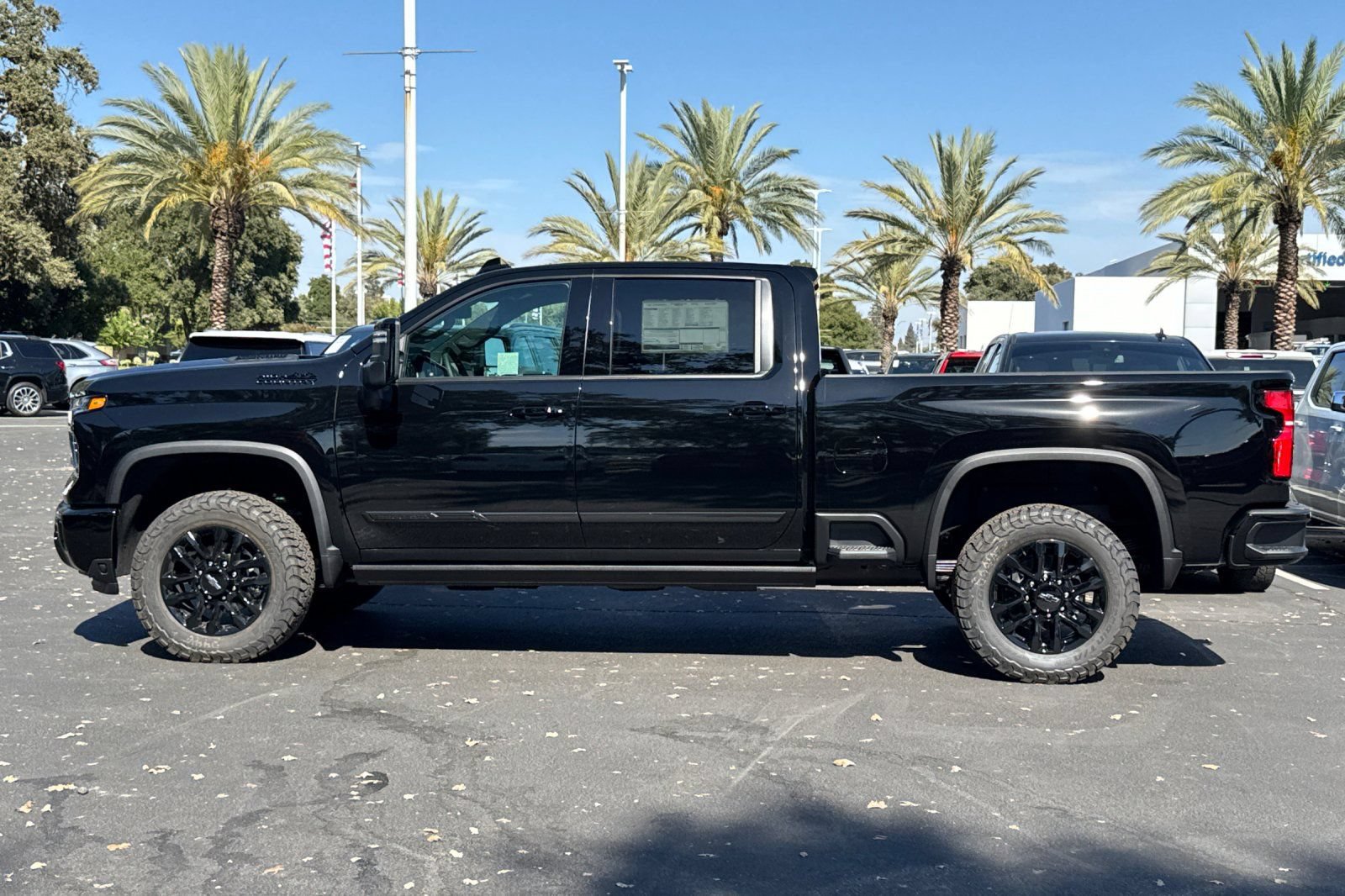 New 2026 Chevrolet Silverado 2500 High Country w/ Midnight Edition AWD/4WD image 6