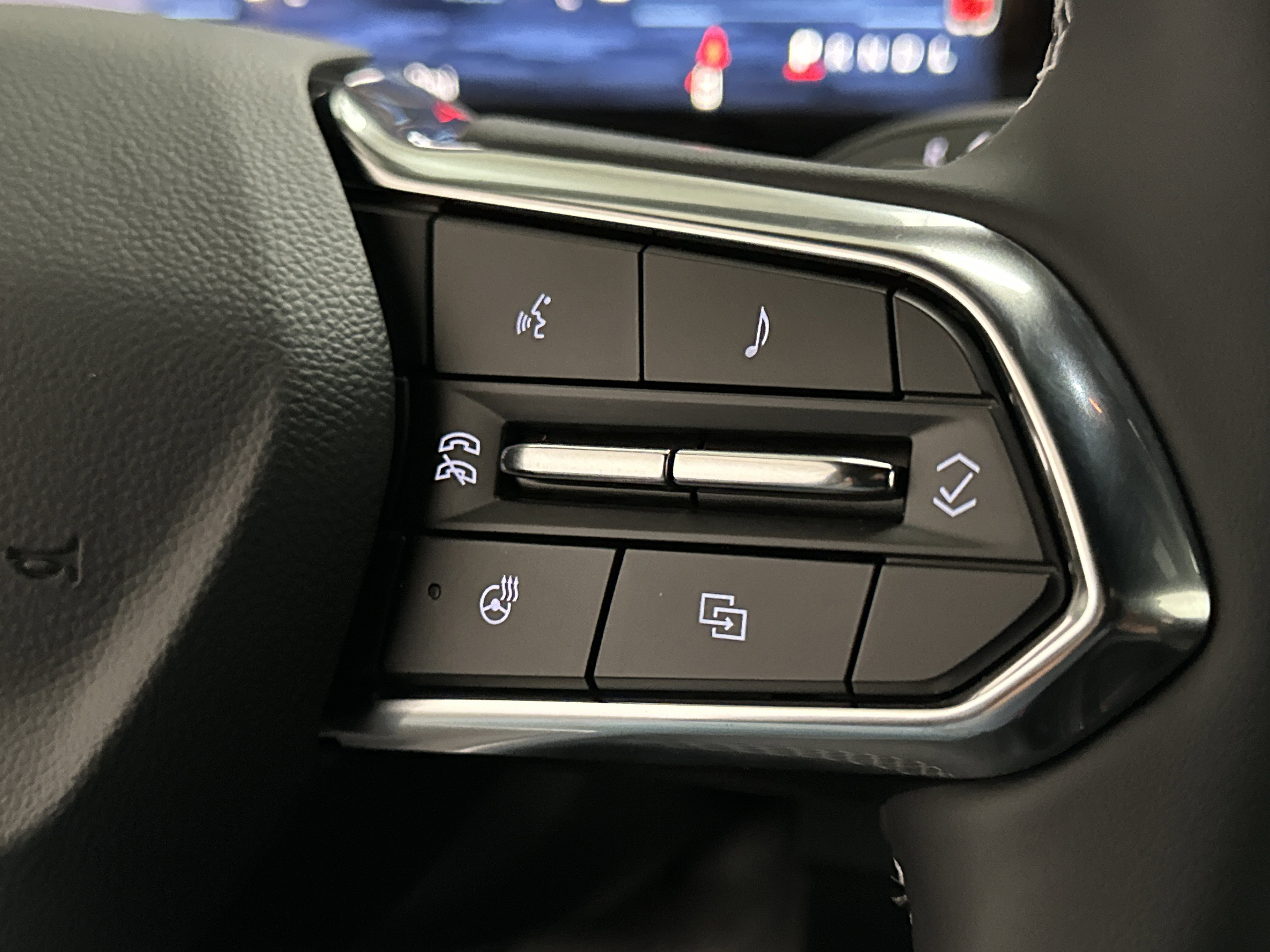 New 2026 Chevrolet Traverse LT w/ Driver Confidence Package image 30