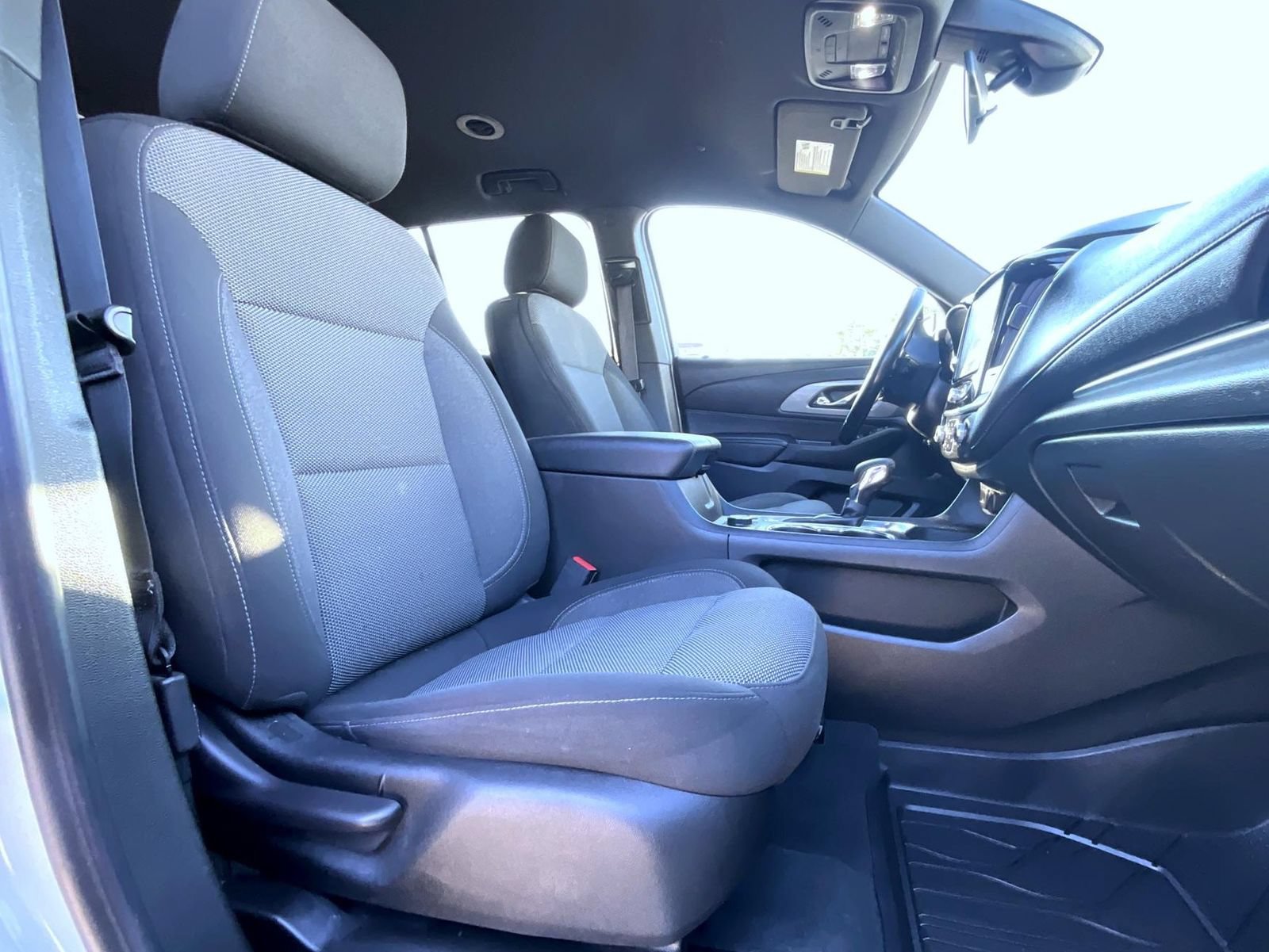 Used 2023 Chevrolet Traverse LT w/ LPO, Floor Liner Package AWD/4WD image 18