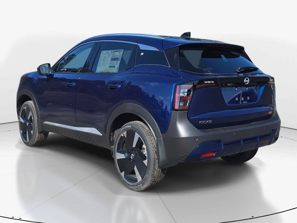 New 2026 Nissan Kicks SR FWD image 8