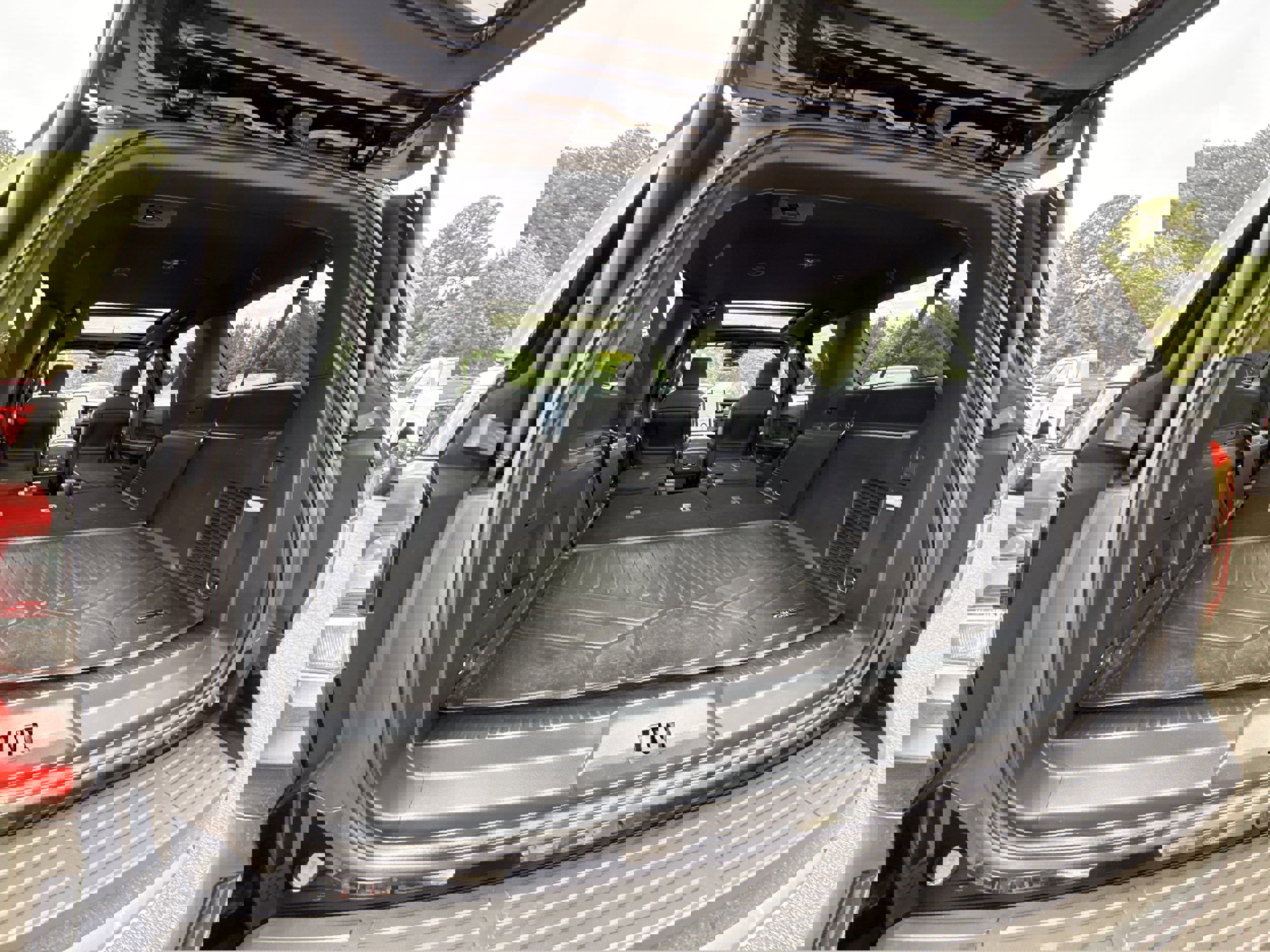 Used 2023 Ford Expedition Max Platinum image 32