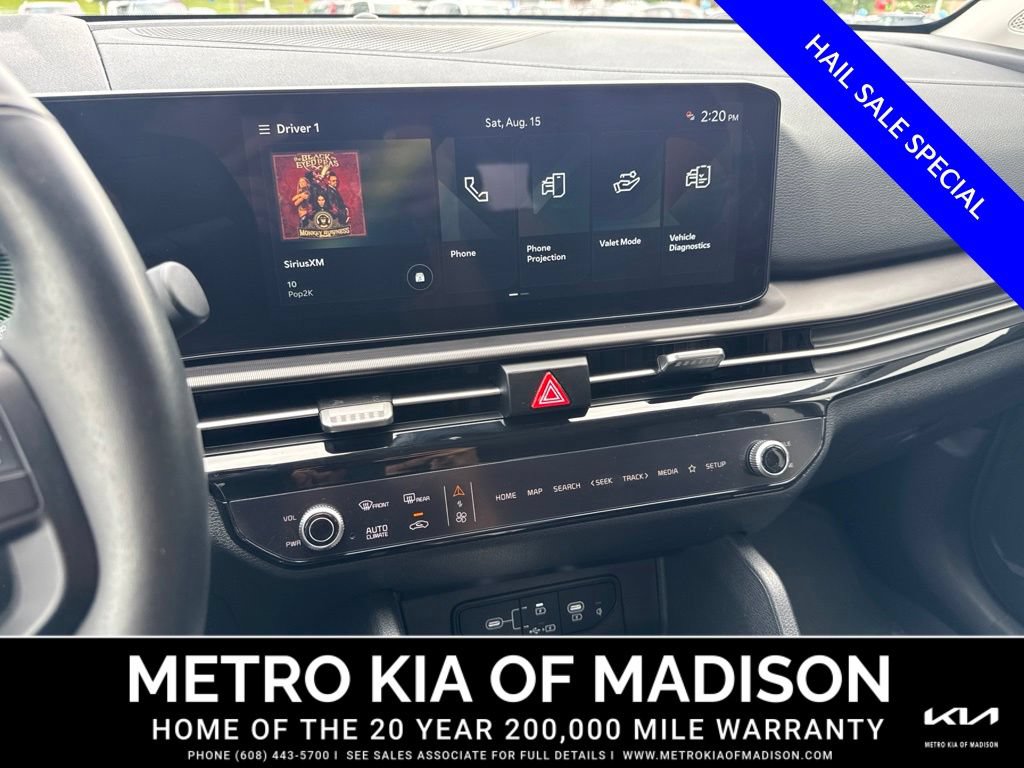 Used 2026 Kia Sportage EX FWD image 21