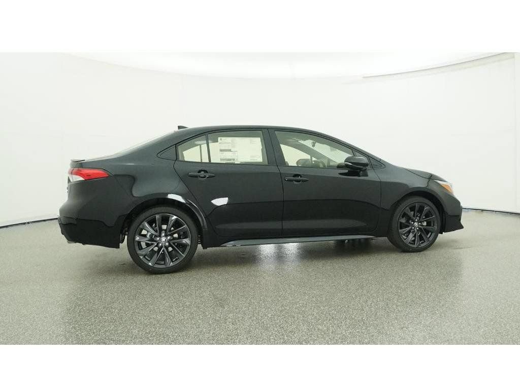 Used 2026 Toyota Corolla SE FWD image 31
