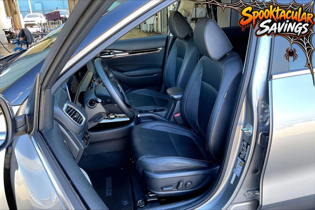 Used 2024 Kia Seltos EX AWD/4WD image 25