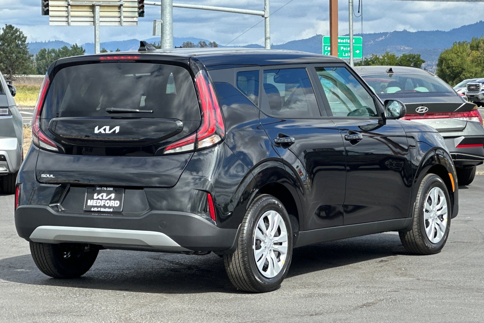 New 2025 Kia Soul LX image 4