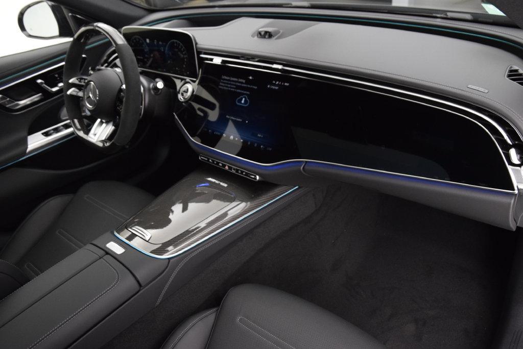 New 2026 Mercedes-Benz E 53 AMG e 4MATIC Sedan image 15