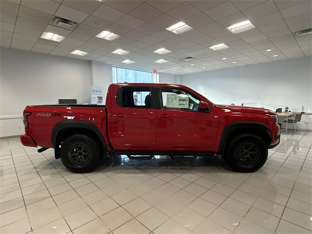 New 2025 Nissan Frontier PRO-4X w/ Black Accent Package image 9