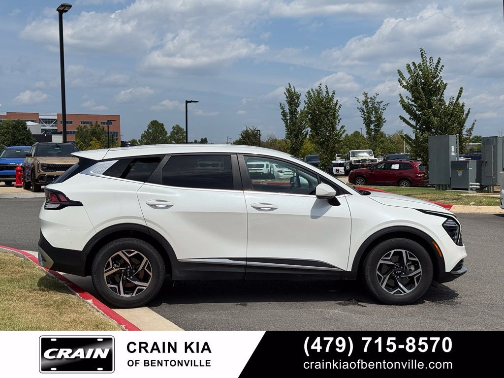 Certified 2024 Kia Sportage LX FWD image 8