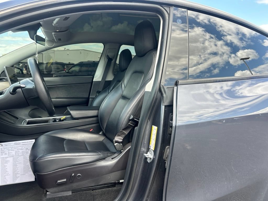 Used 2021 Tesla Model Y Performance AWD/4WD image 5