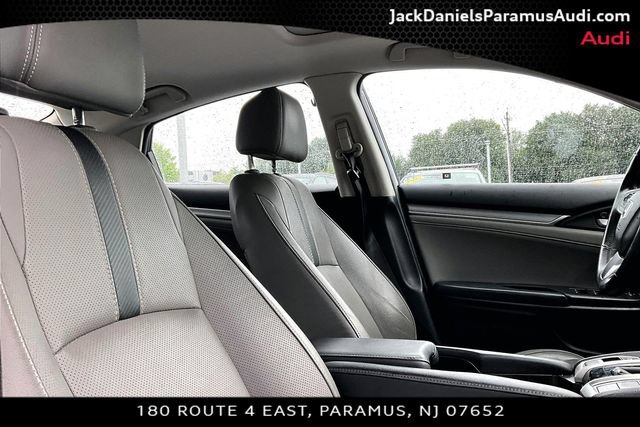 Used 2017 Honda Civic Touring image 7