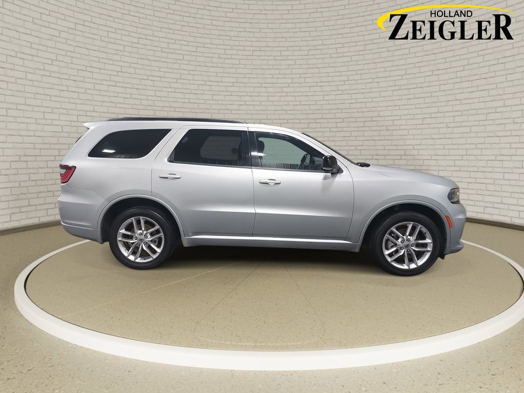 Used 2023 Dodge Durango GT image 4
