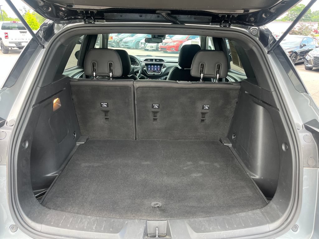 Used 2021 Chevrolet TrailBlazer RS w/ Convenience Package FWD image 20