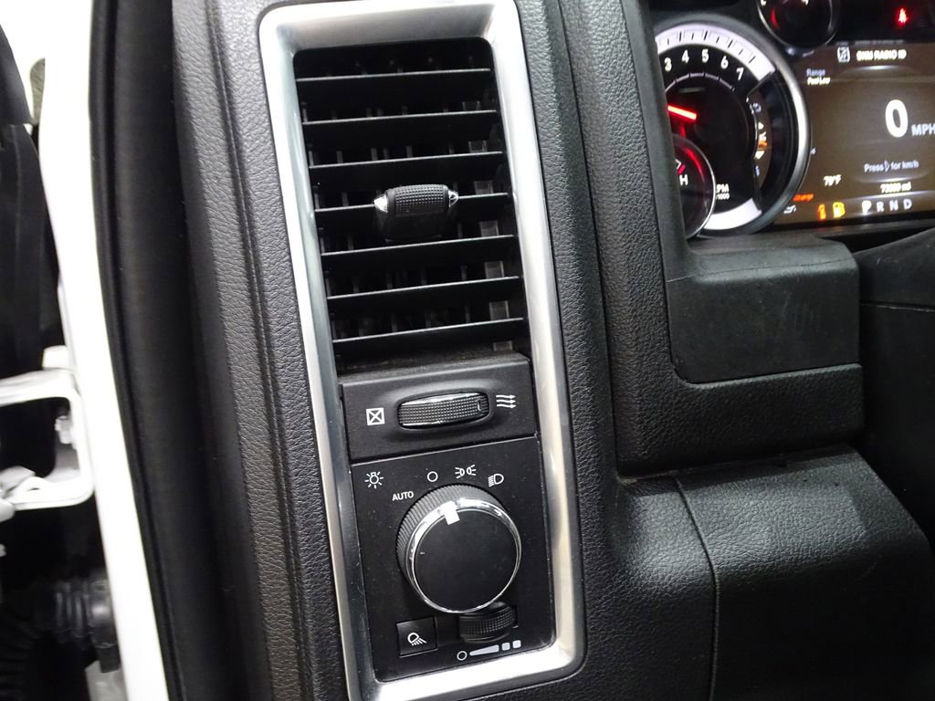 Used 2021 RAM 1500 Classic Warlock w/ Electronics Group AWD/4WD image 18