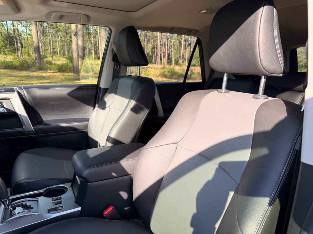 Used 2024 Toyota 4Runner SR5 Premium w/ Moonroof Package RWD image 12