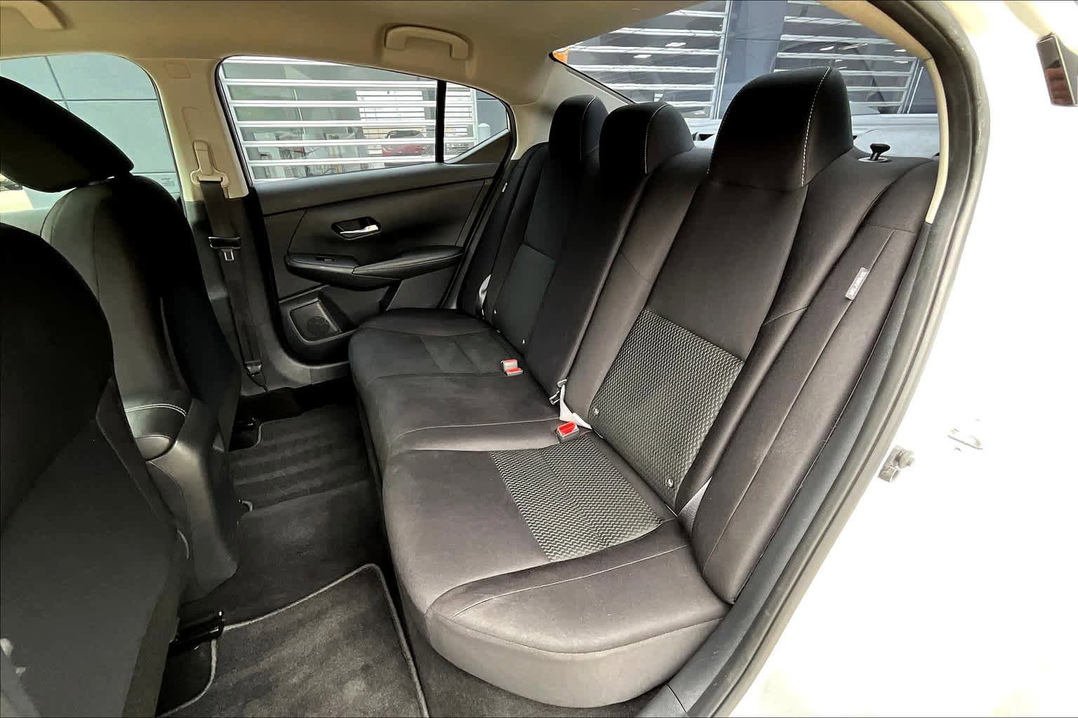 Used 2021 Nissan Sentra S FWD image 19