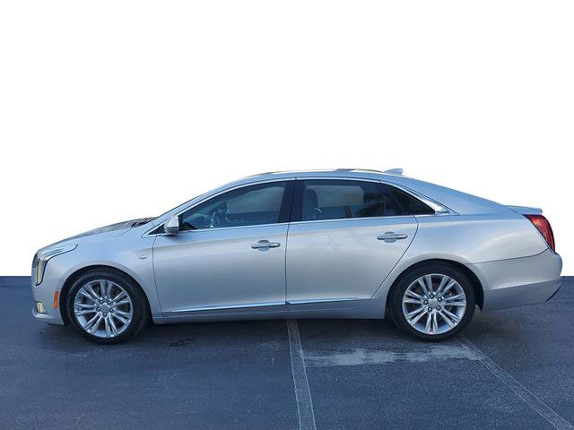 Used 2018 Cadillac XTS Luxury image 2