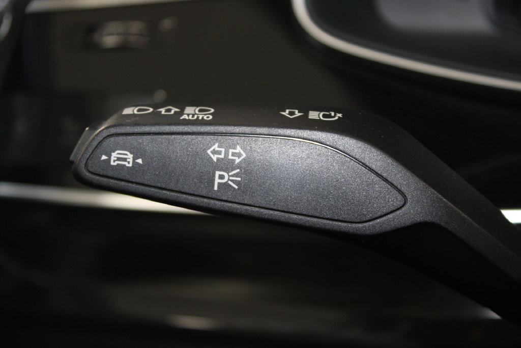 Used 2025 Audi Q7 3.0T Premium Plus AWD/4WD image 36