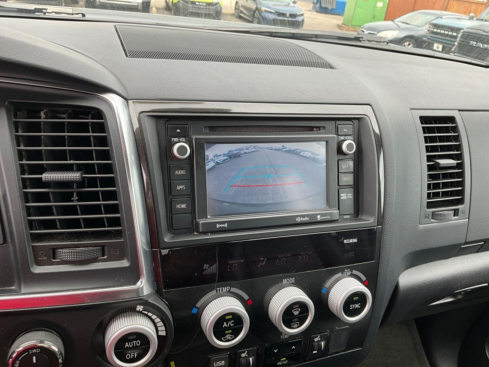 Used 2018 Toyota Sequoia TRD Sport AWD/4WD image 13