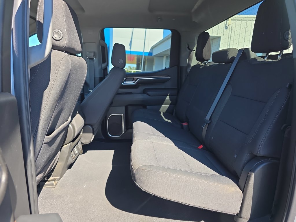 Used 2023 Chevrolet Silverado 1500 LT AWD/4WD image 13