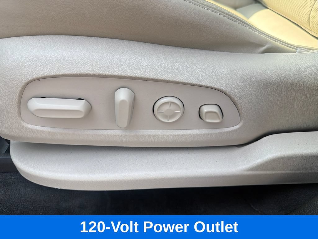 Used 2020 Buick Enclave Premium w/ Sun and Sites Package AWD/4WD image 15