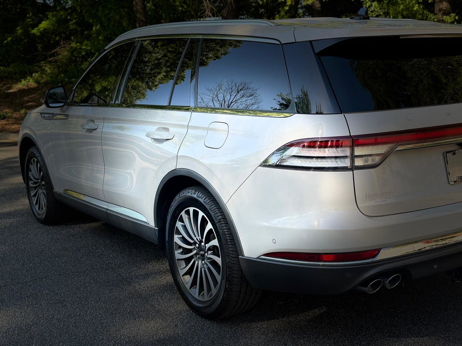 Used 2021 Lincoln Aviator Reserve w/ Equipment Group 201A AWD/4WD image 17