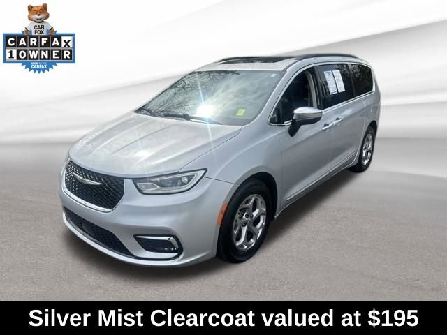 Used 2023 Chrysler Pacifica Limited image 3