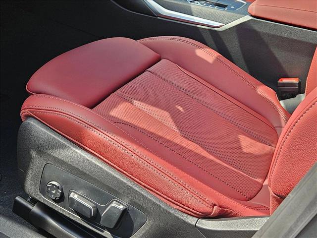 New 2026 BMW 330i Sedan w/ M Sport Package image 4