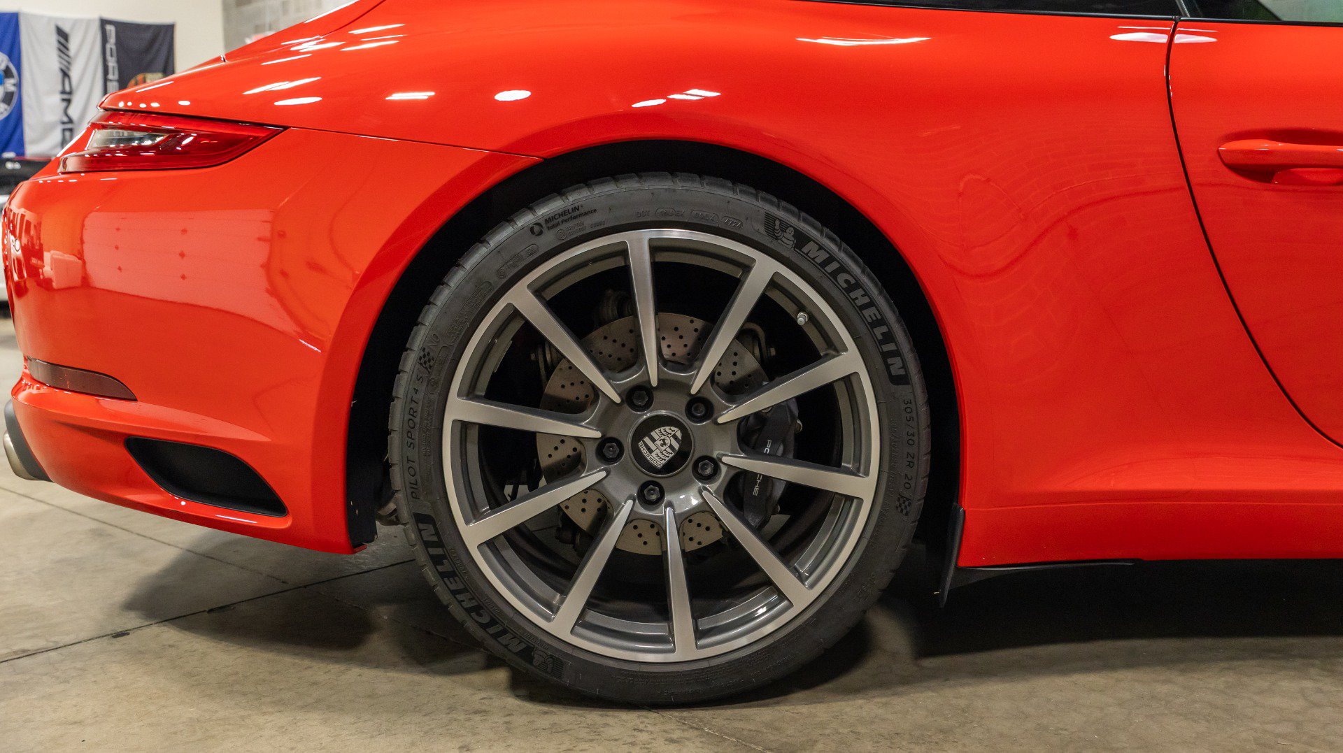 Used 2018 Porsche 911 Carrera RWD image 31