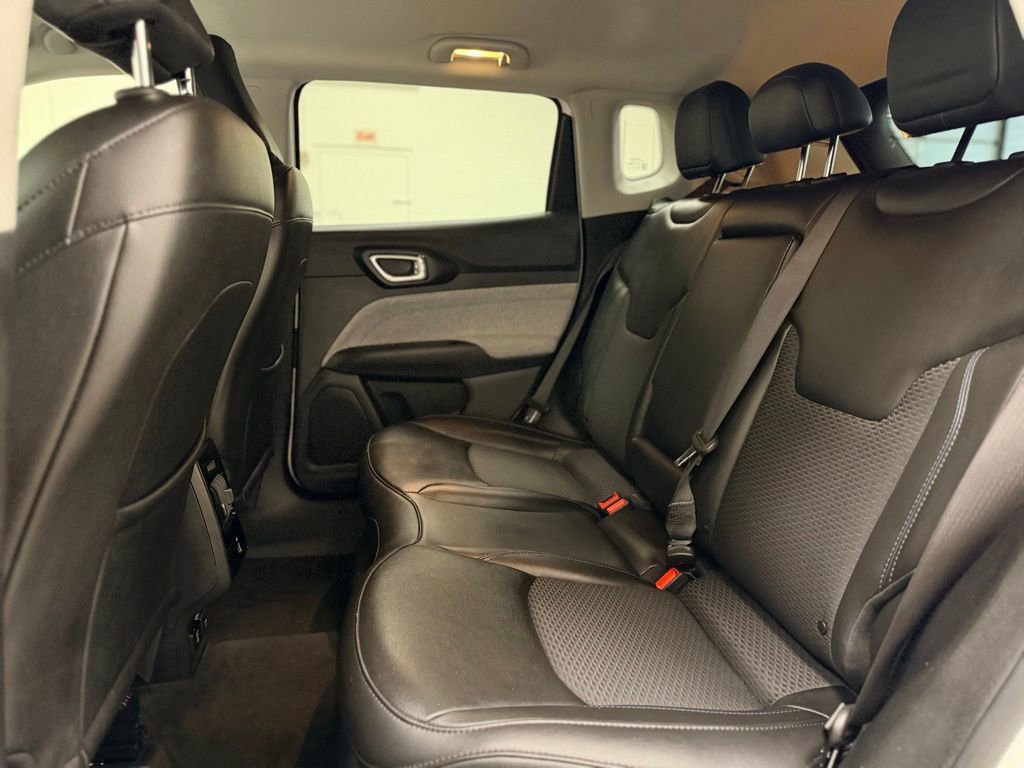 Used 2022 Jeep Compass Latitude w/ Convenience Group image 21
