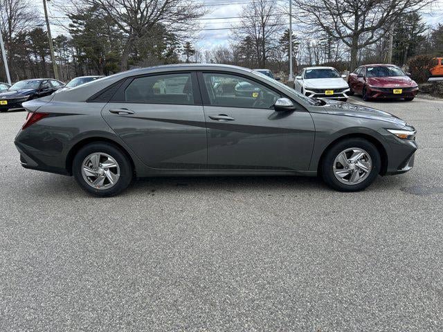 New 2026 Hyundai Elantra SE image 30