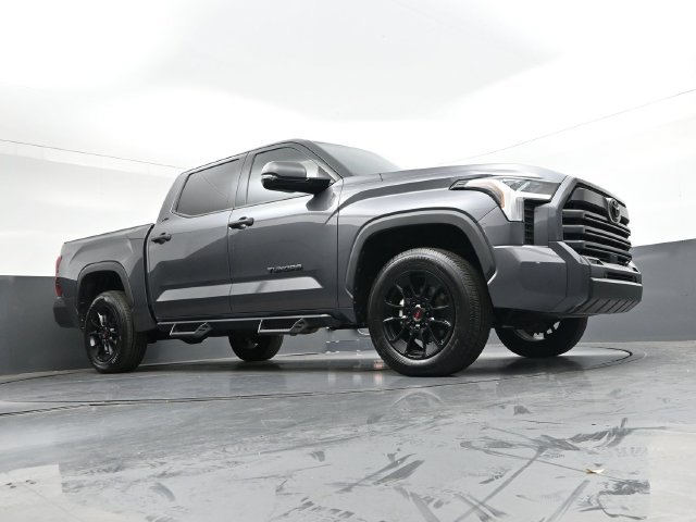 Used 2023 Toyota Tundra SR5 w/ SR5 Convenience Package AWD/4WD image 20