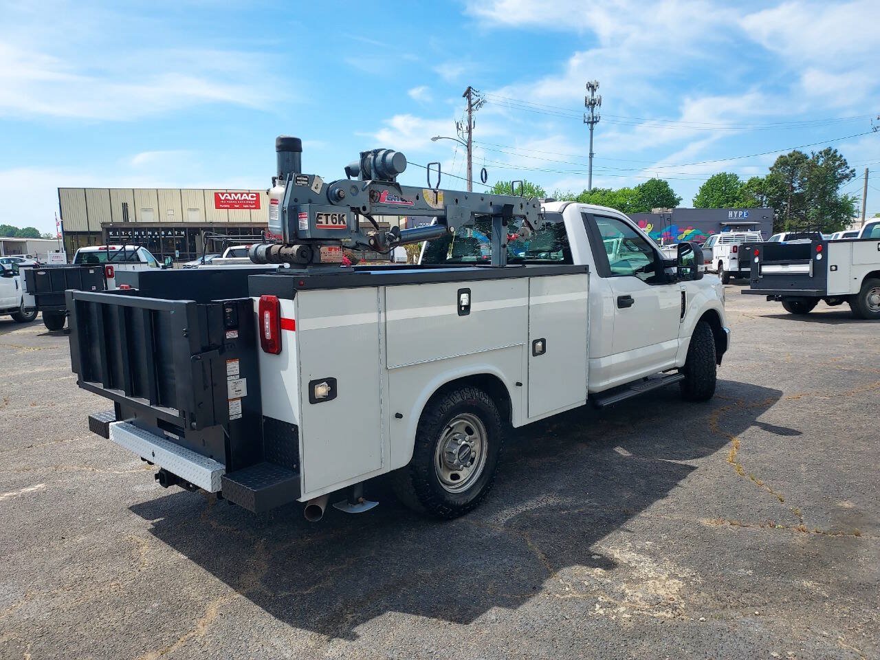 Used 2020 Ford F250 XL w/ Power Equipment Group RWD image 1