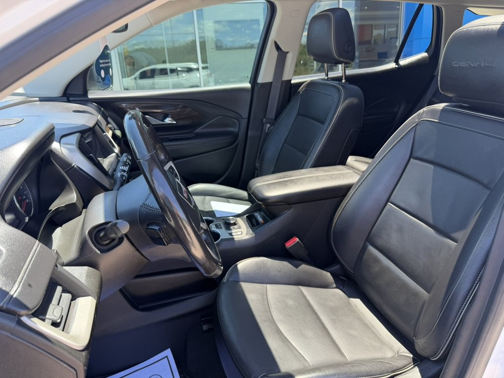 Certified 2019 GMC Terrain Denali w/ Advanced Safety Package AWD/4WD image 17