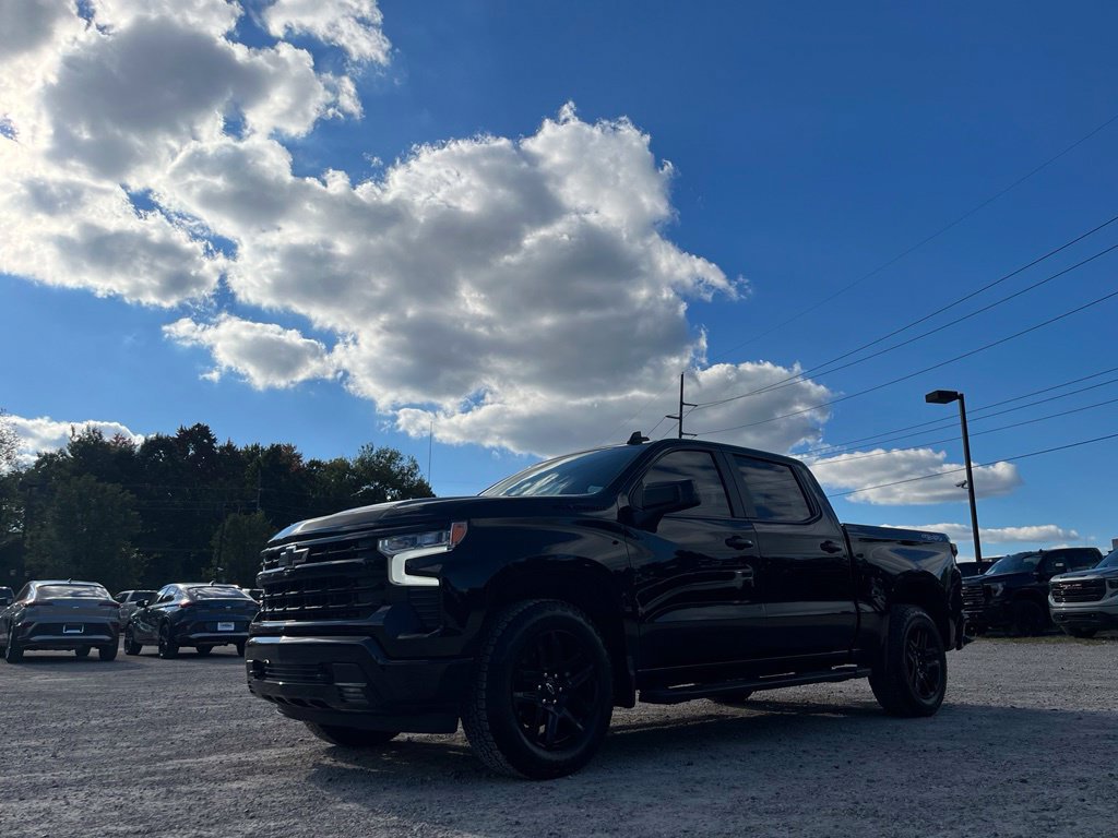 Used 2026 Chevrolet Silverado 1500 RST AWD/4WD image 2