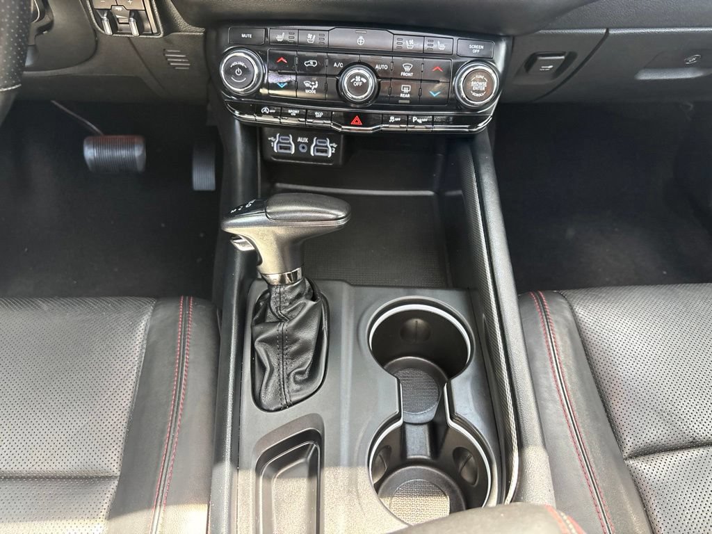 Used 2024 Dodge Durango GT RWD image 27