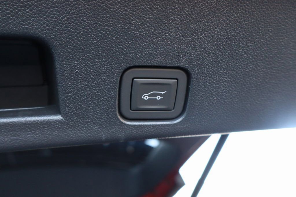 New 2026 Chevrolet Traverse LT w/ Driver Confidence Package image 27