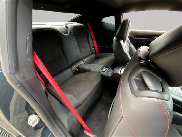 Used 2019 Chevrolet Camaro ZL1 RWD image 26