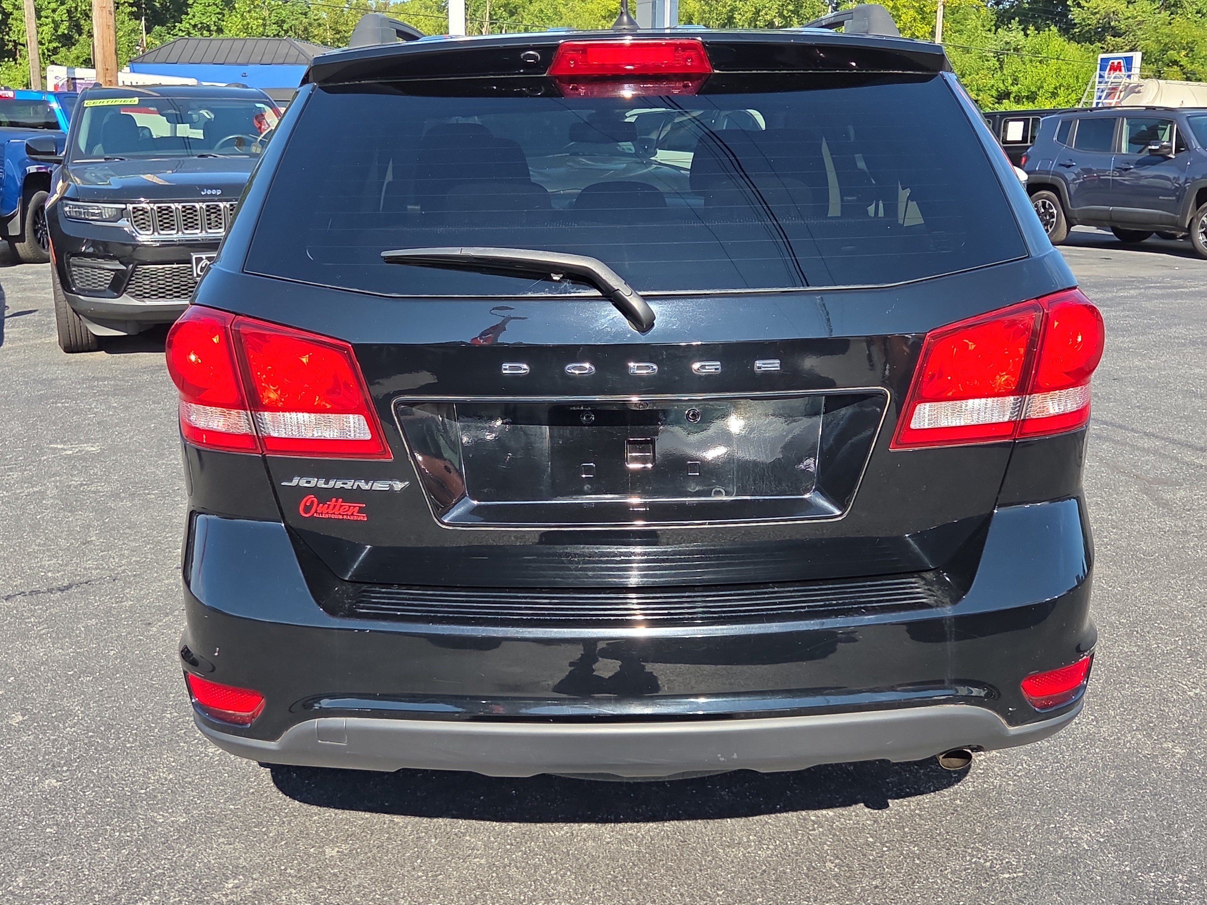 Used 2019 Dodge Journey SE FWD image 5