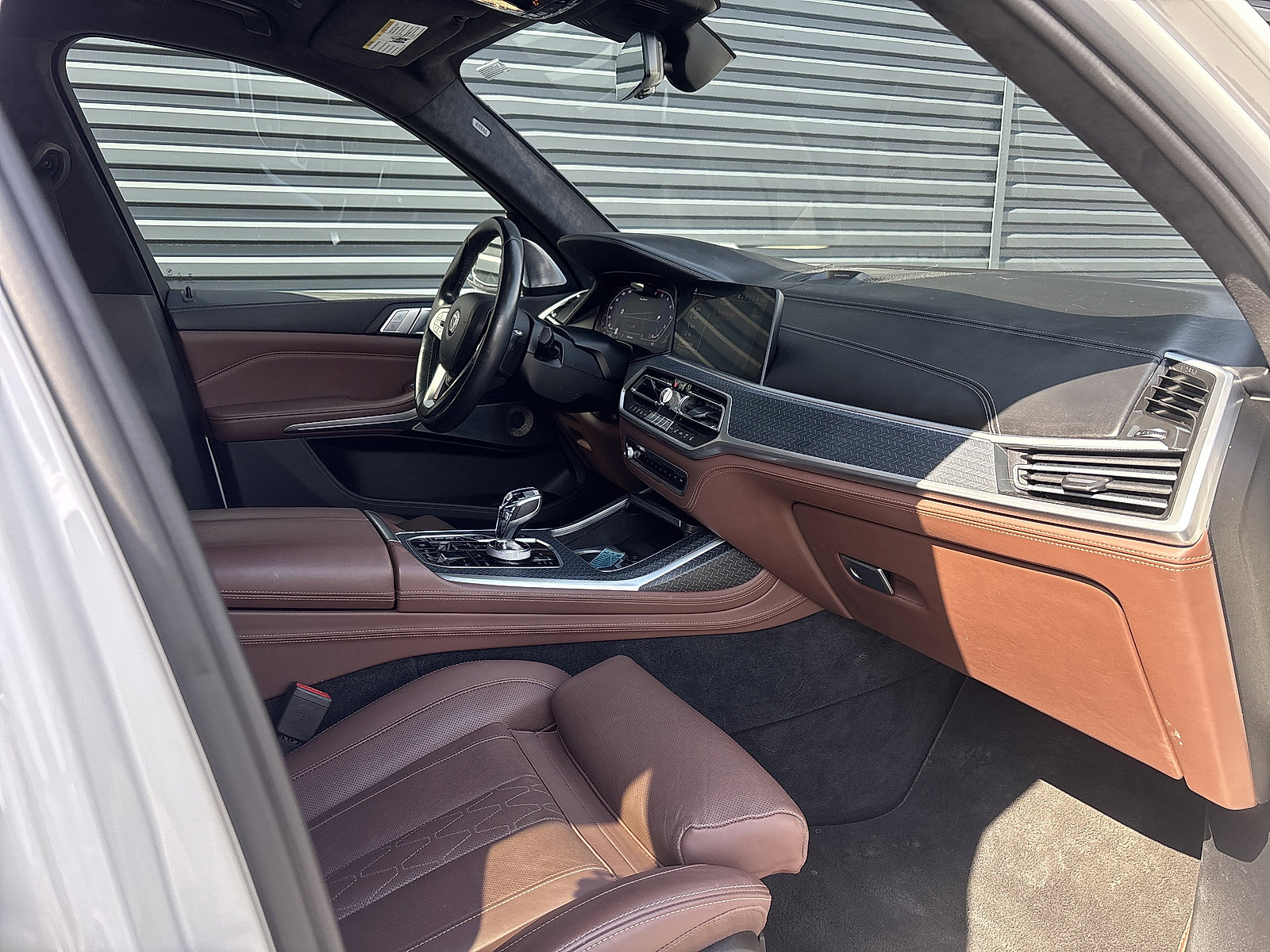 Used 2022 BMW ALPINA XB7 image 13