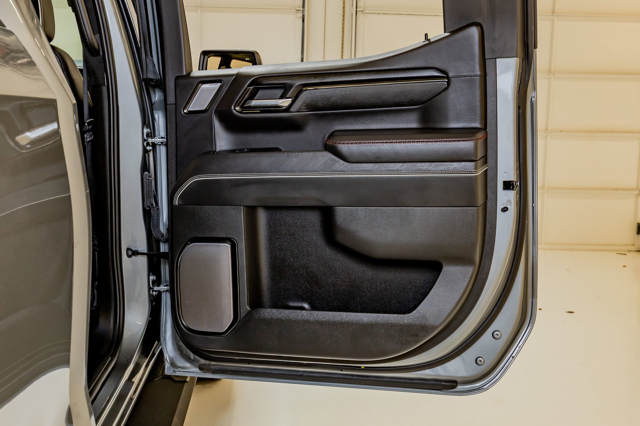 Used 2024 GMC Sierra 1500 AT4X image 38