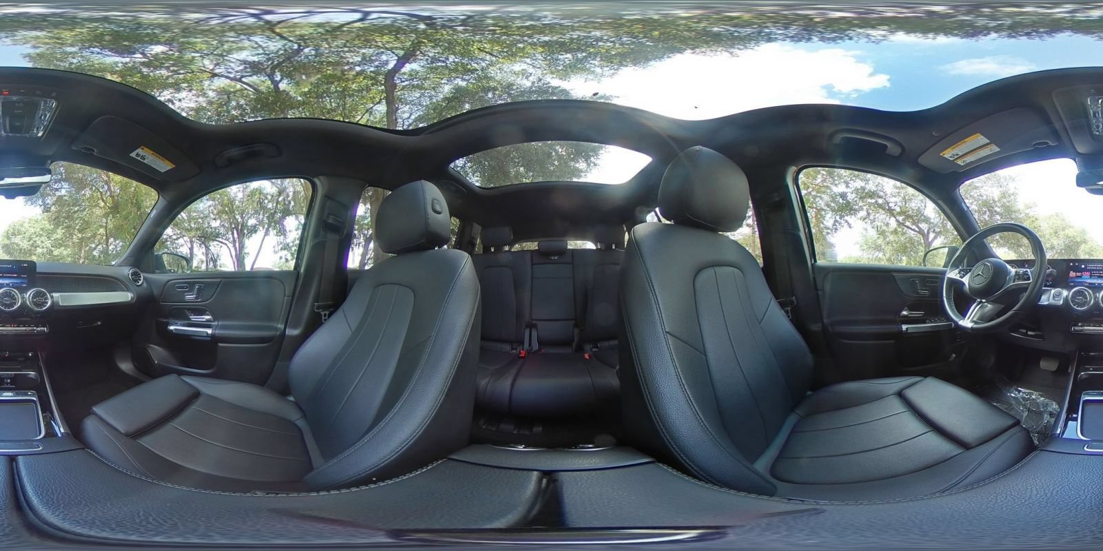 Used 2025 Mercedes-Benz GLB 250 4MATIC image 44