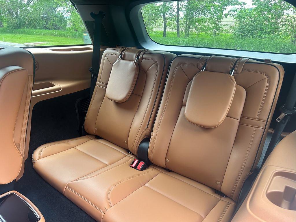 New 2026 Lincoln Aviator Black Label w/ Dynamic Handling Package AWD/4WD image 14