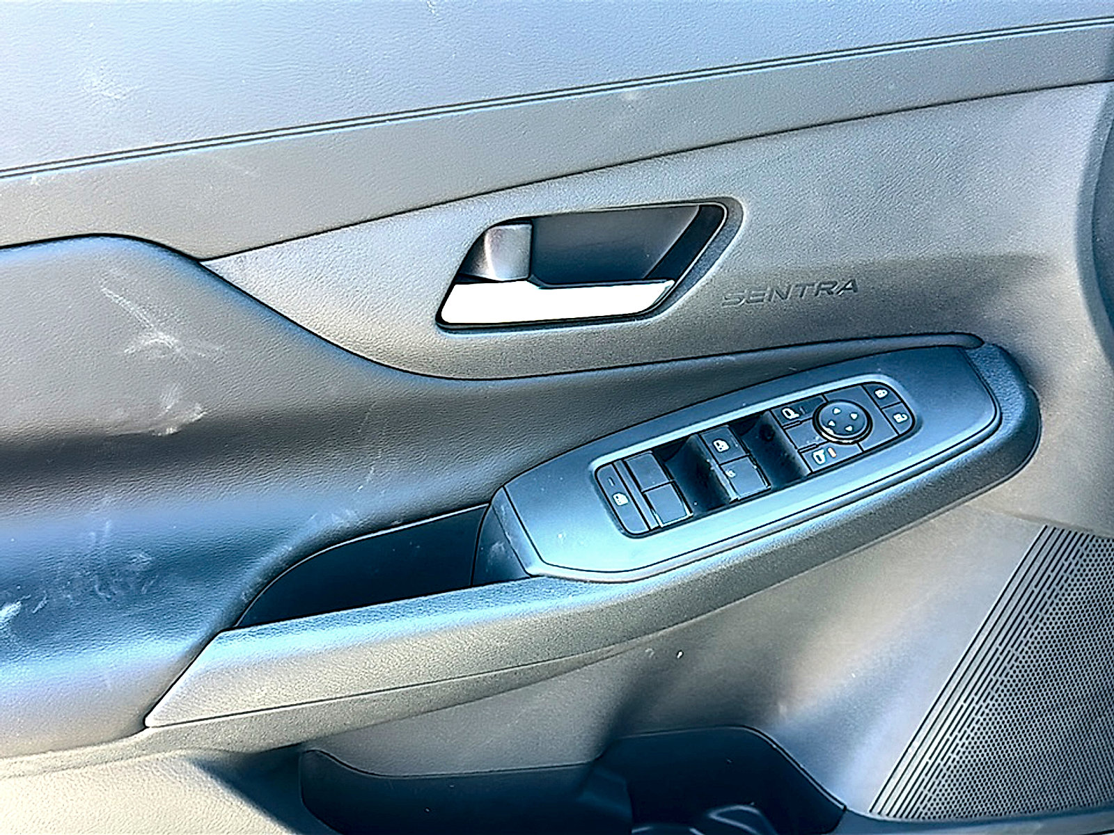 New 2026 Nissan Sentra SV w/ SV Convenience Package FWD image 13